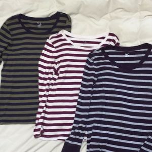 3 GAP long sleeve shirts